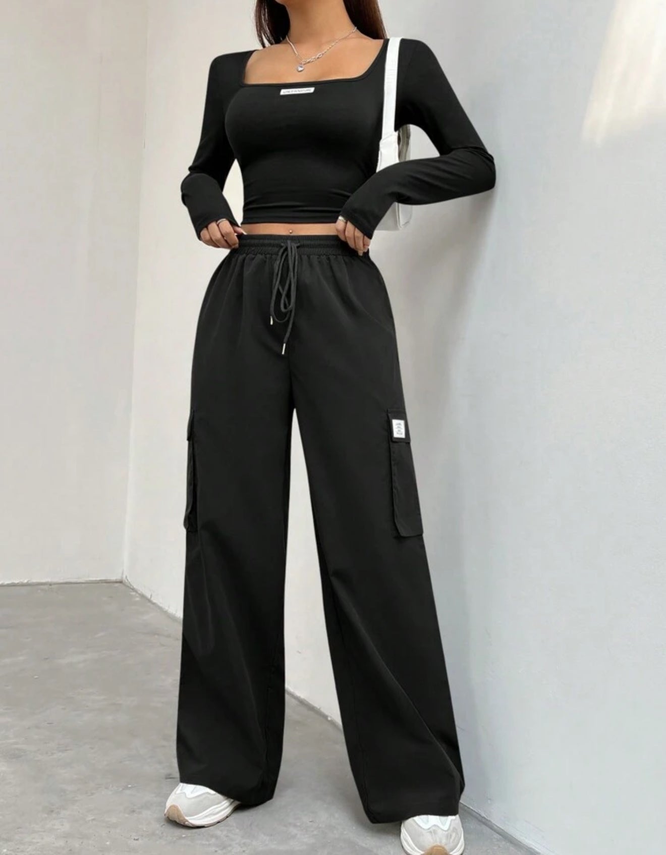 Slim Fit Letter Patchwork Square Collar T-Shirt And Cargo Pants