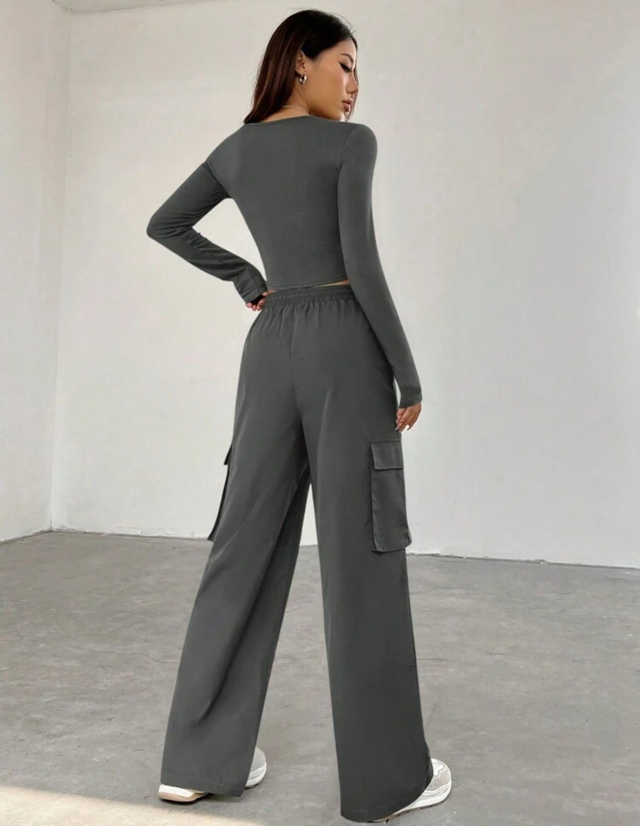 Slim Fit Letter Patchwork Square Collar T-Shirt And Cargo Pants