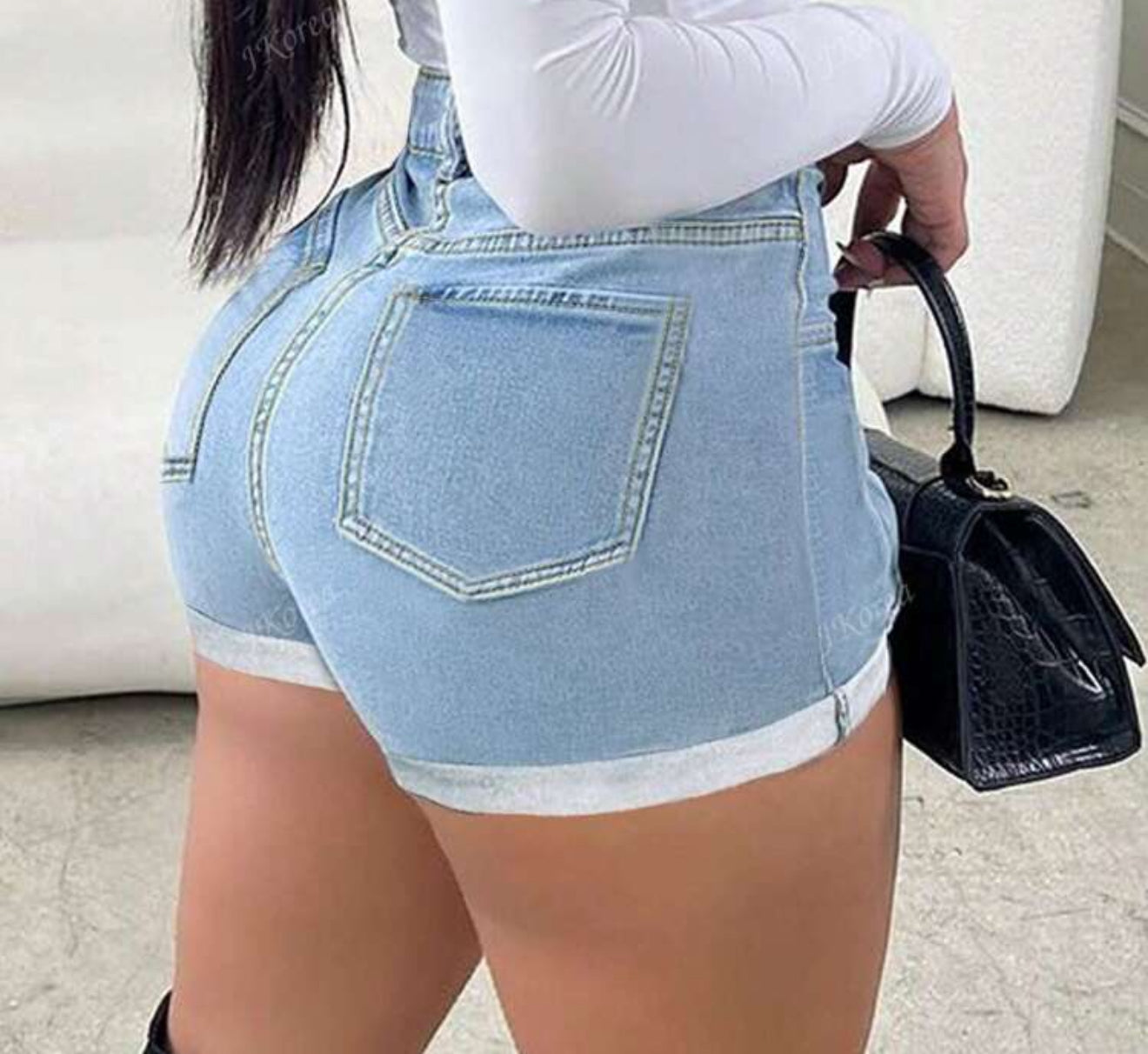 Hot Girl's Sexy Buttocks Tight Denim Shorts