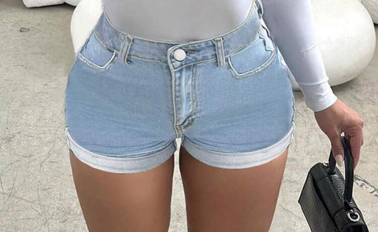 Hot Girl's Sexy Buttocks Tight Denim Shorts