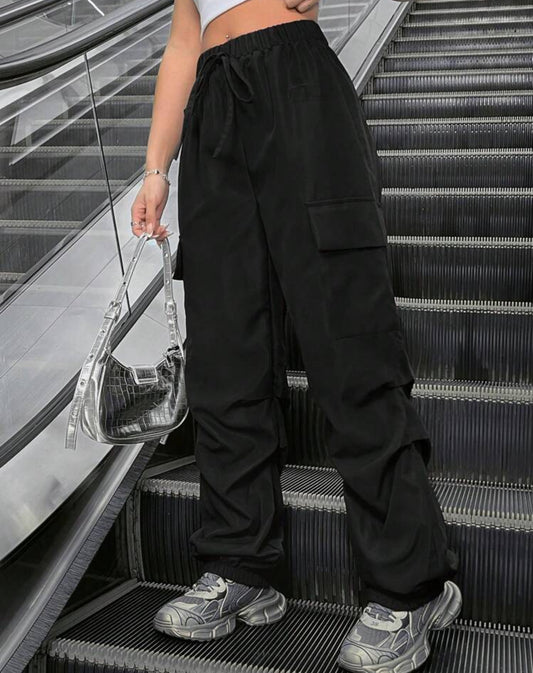 Women's Solid Color Flip Pocket Cargo Pants