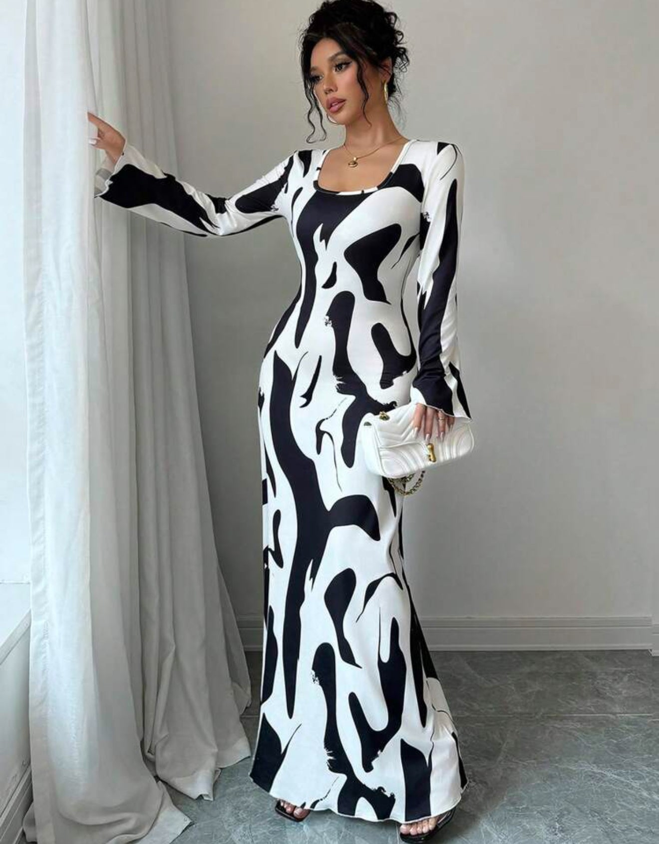 Flared Cuff Crew Neck Long Sleeve Cinched Waist Dress