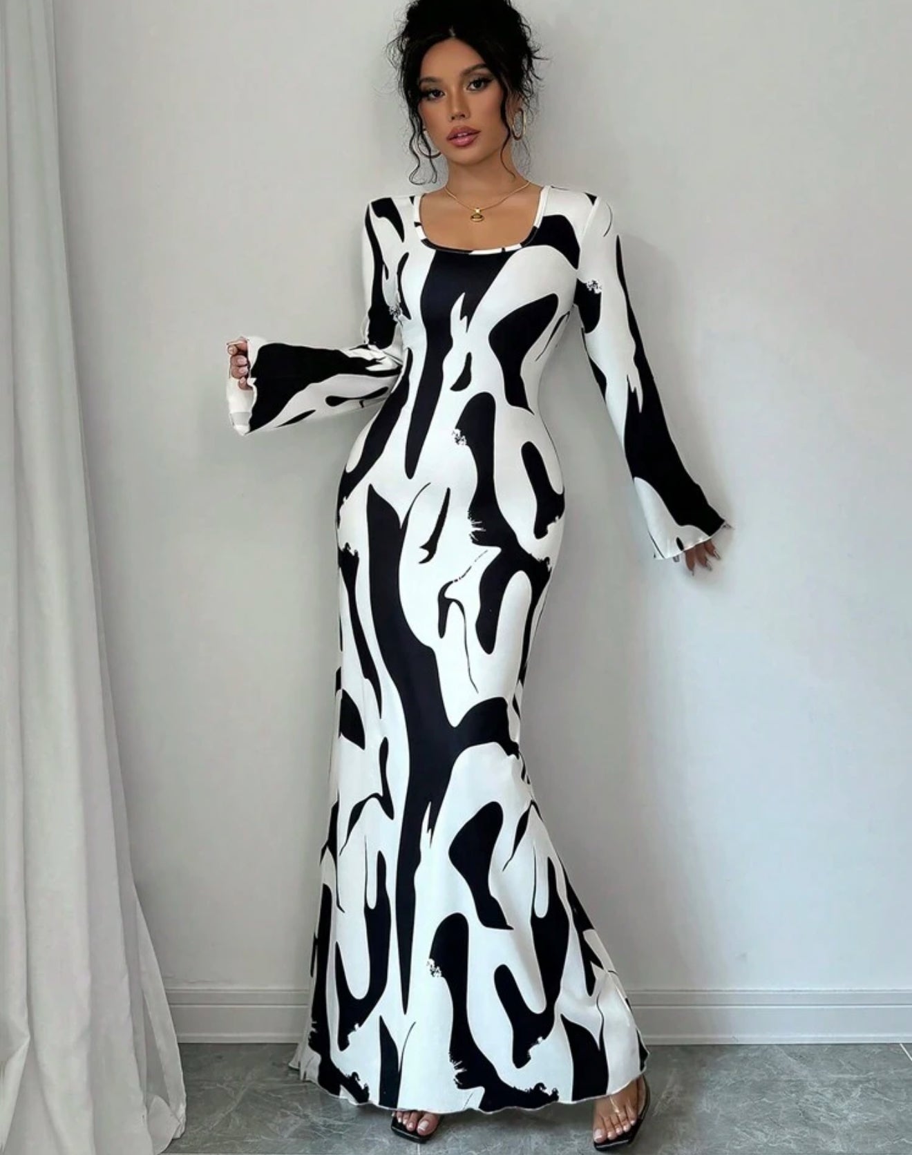 Flared Cuff Crew Neck Long Sleeve Cinched Waist Dress