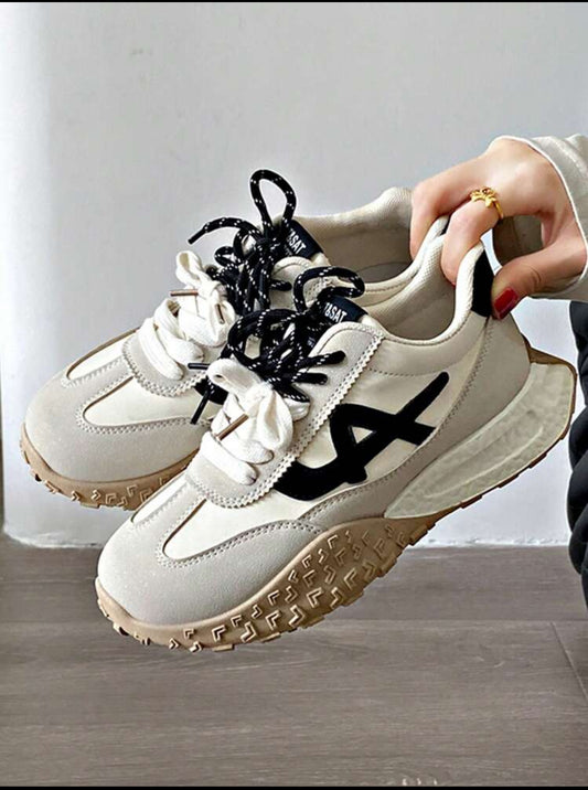 Women's Chunky Sole Anti-Slip Outdoor Casual Sneakers
